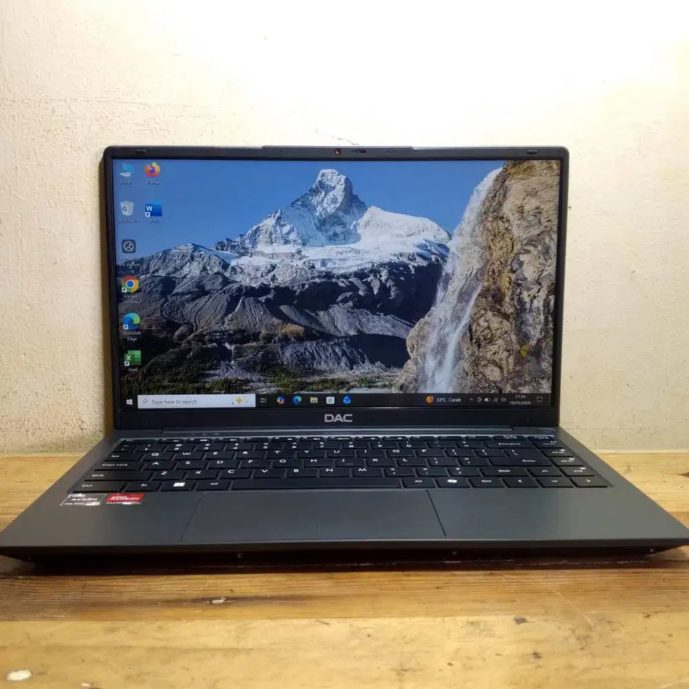 Laptop design AMD Ryzen 5 7430U Ram 8 GB SSD 256 GB FHD