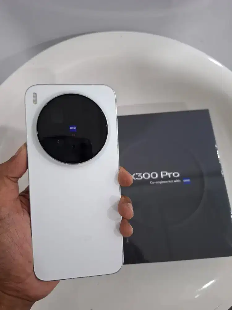 Vivo X300 Pro 5G 16/512gb white semingguan pakai