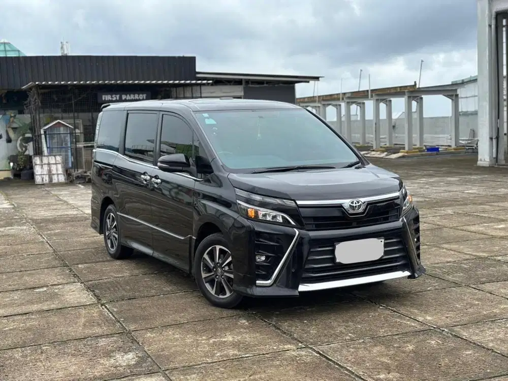 Voxy hitam 2018 2017‼️Voxy putih 2018‼️Voxy hitam 2019‼️voxy putih 2019‼️