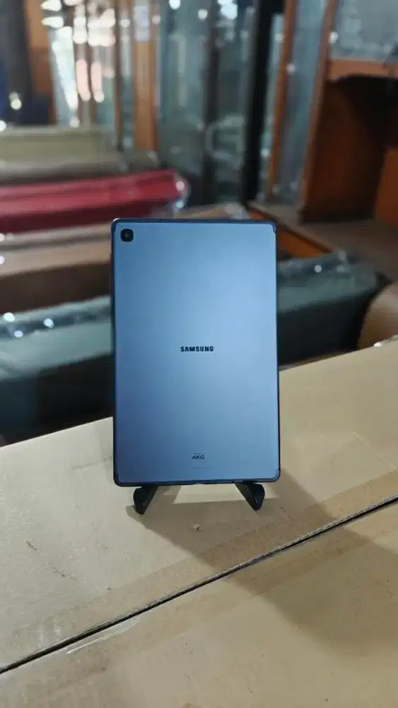 tablet samsung S6 lite 128GB LTE face id on speaker stereo batere awet