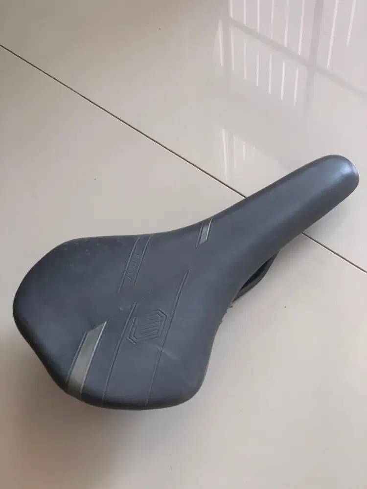 Jok sepeda (tolong baca deskripsi)