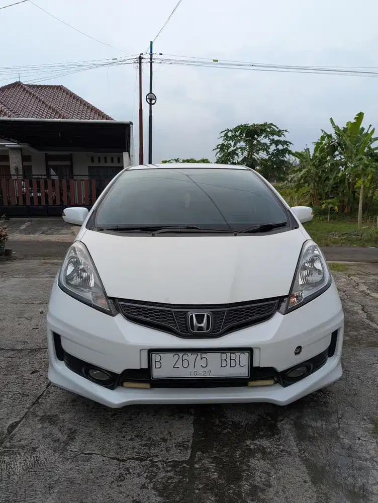 HONDA JAZZ RS A/T 2012