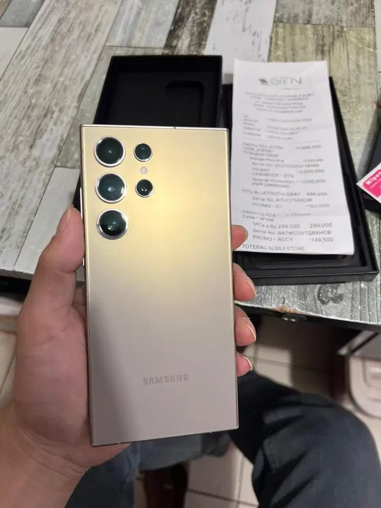 Samsung s24 ultra 256 istimewah fullset mulus garansi on harga net aja