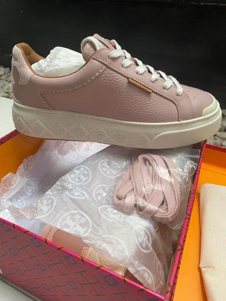 Tory Burch ORIGINAL – Ladybug Sneaker Tumbled Leather