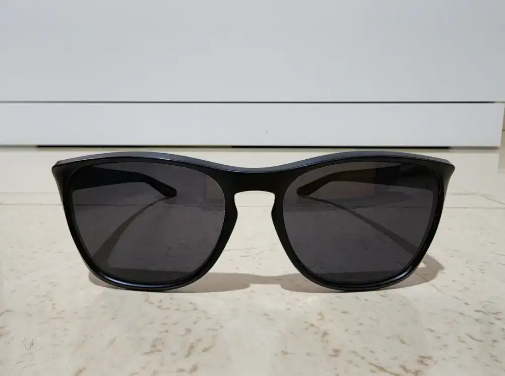 Oakley Manorburn Sunglasses