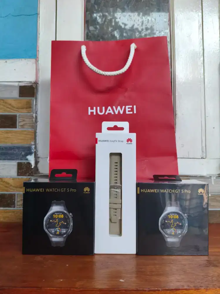 HUAWEI GT 5 PRO 46mm BNIB NEW