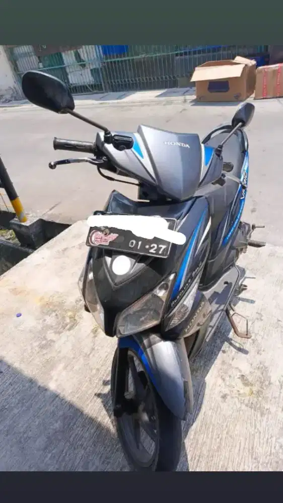 Vario karbu thn 2012 stnk BPKB akur lok jakut
Harga  bisa nego