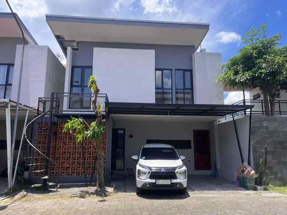 dijual rumah di colomadu