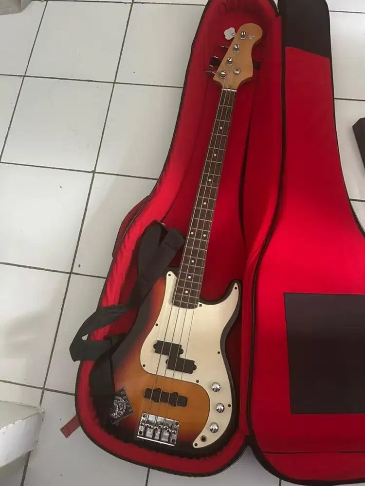 Dijual Bass Elektrik Precision Style – Custom Build
