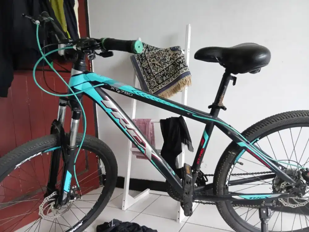 Sepeda gunung merk trex warna biru