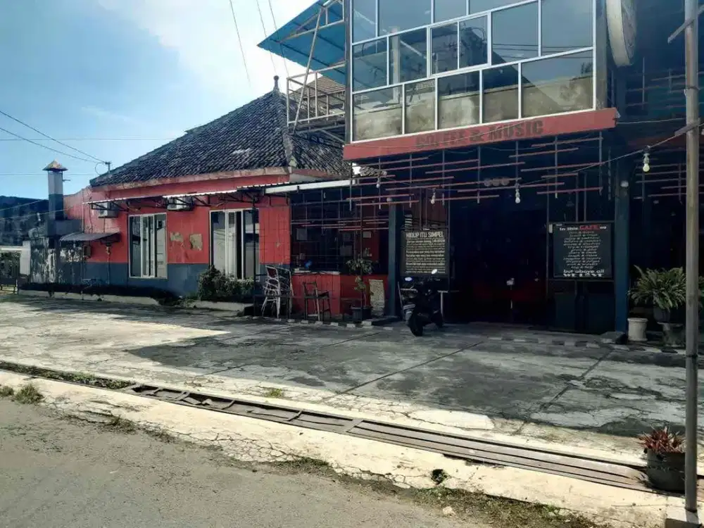 disewakan rumah di slamet riyadi