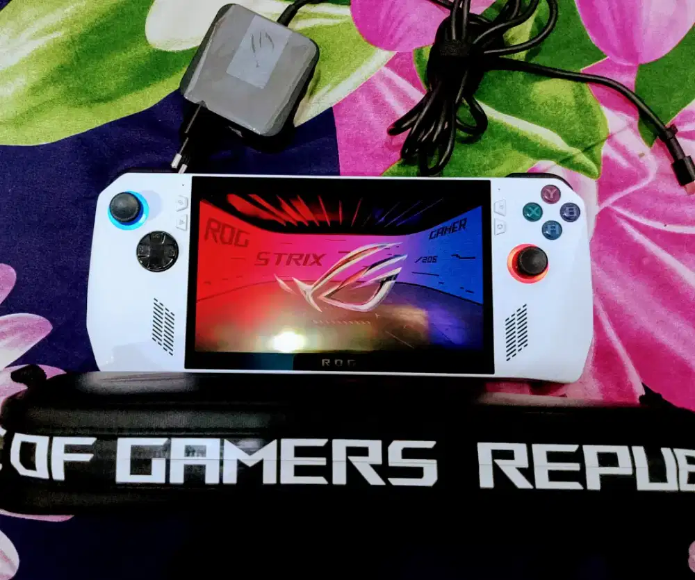 ROG ALLY Z1 EXTREME LIKE NEW