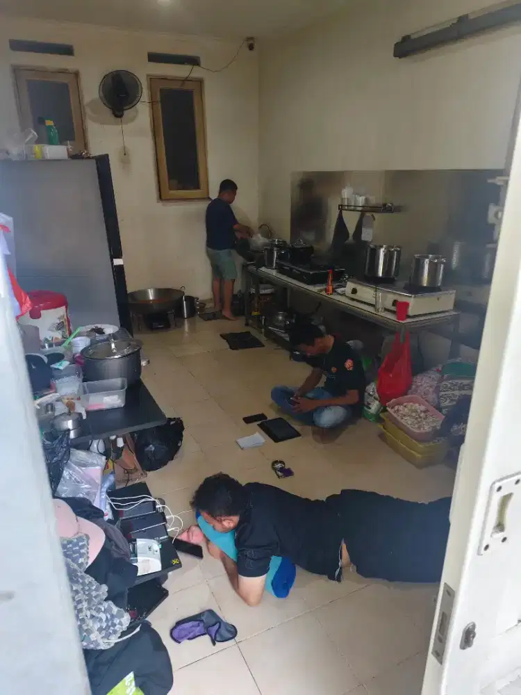 Butuh 10 org untuk langsung kerja ( kerja santai tanpa kerja keras)