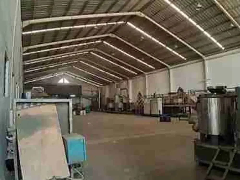 Gudang Luas 1,5 hektar di Raya Narogong Bekasi