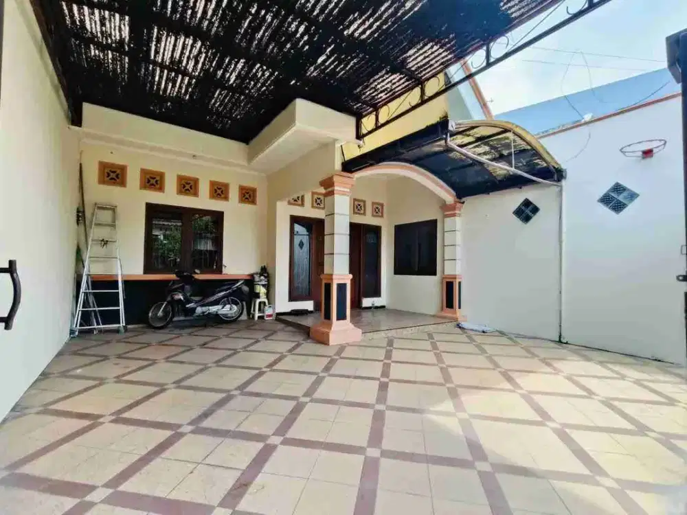 Dijual Rumah Modern Tropis Gedangan Sukoharjo