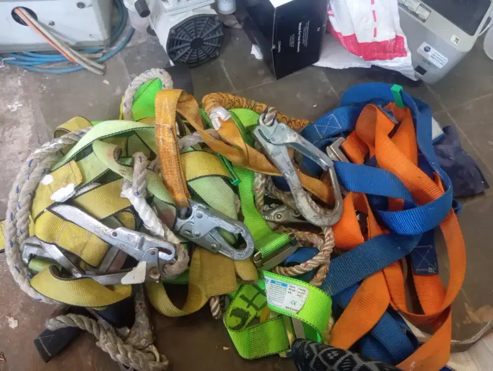 Safety landyard tali pengaman ketinggian