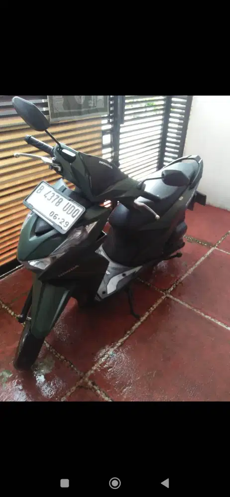 Honda Beat Deluxe CBS ISS