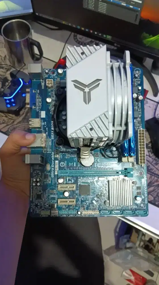 Paketan mobo prosessor ram