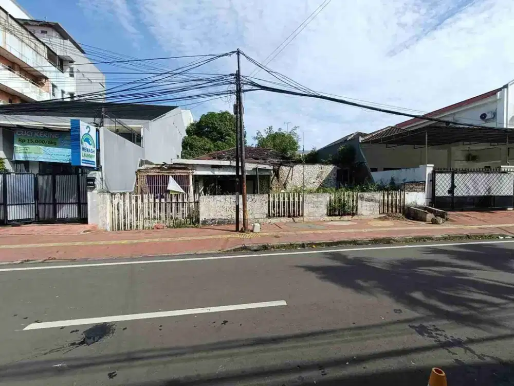 Rumah tua/hancur Cempaka Putih Tengah dekat RS Islam, cocok untuk segala usaha