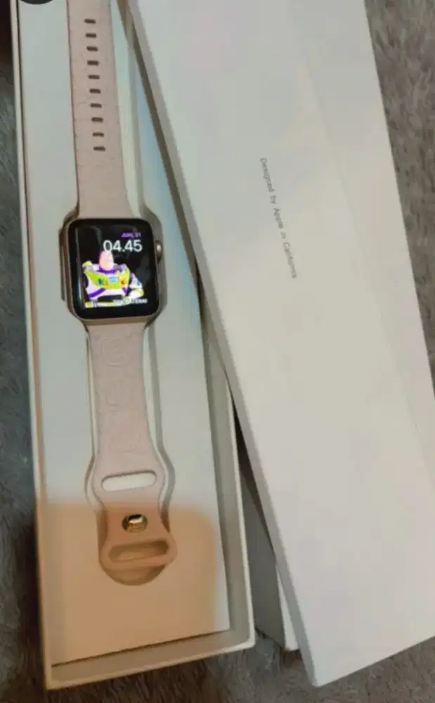 Apple Watch Series 3 . 42 mm