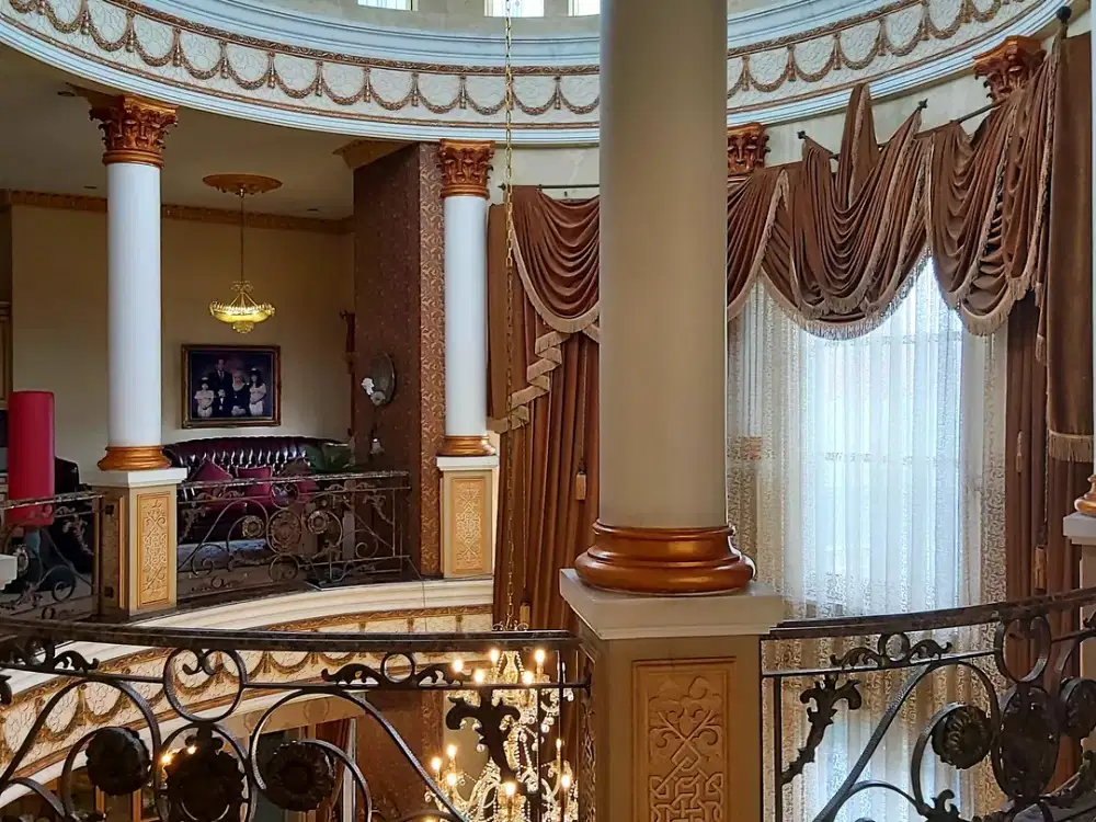 Rumah Di Duren Sawit-Fully Furnished-Hadap Timur