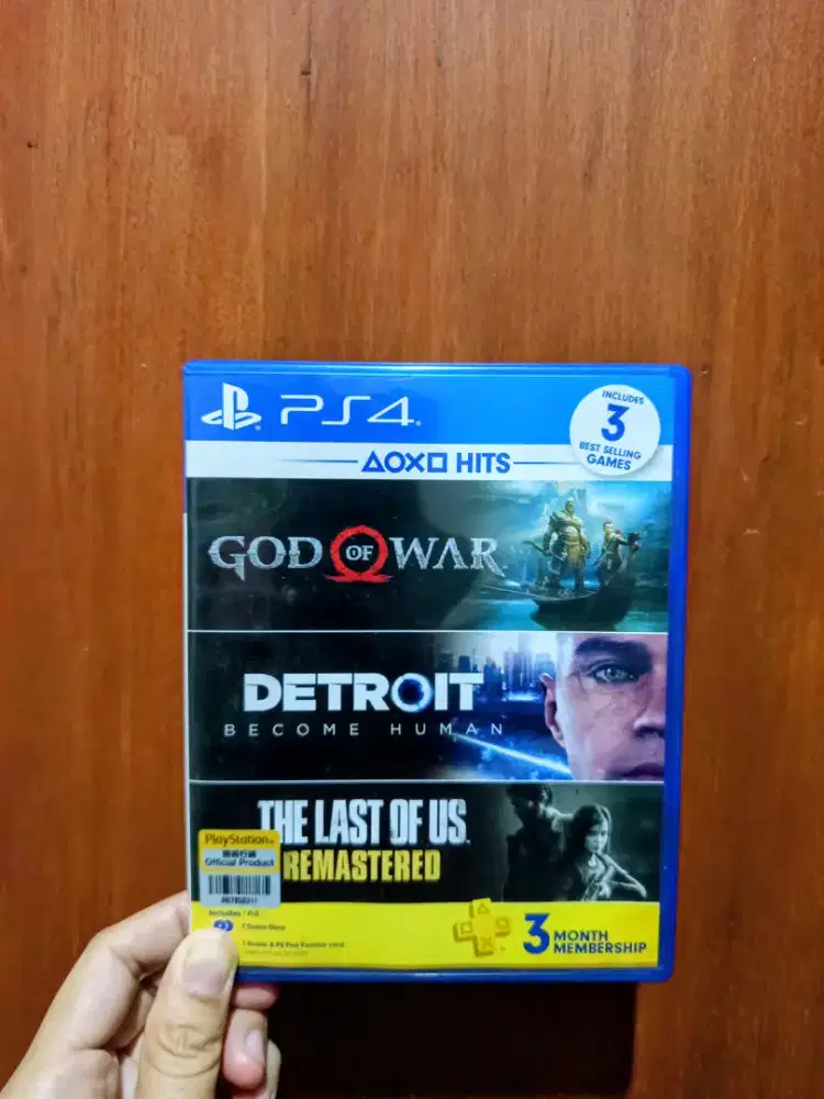 God Of War & Detroit Become Human Ps4
