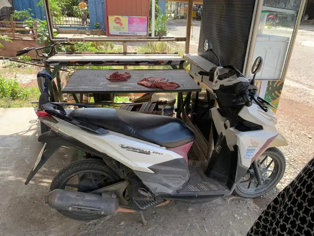 Vario 2016 surat lengkap jual murah