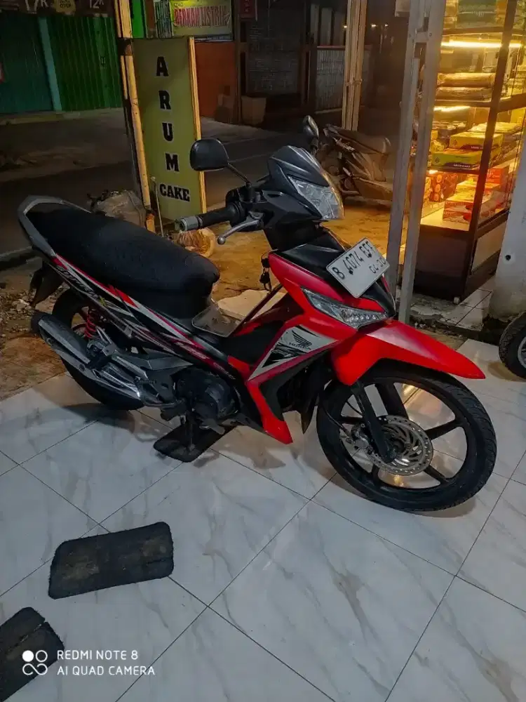 DI SALE .  HONDA SUPRA X