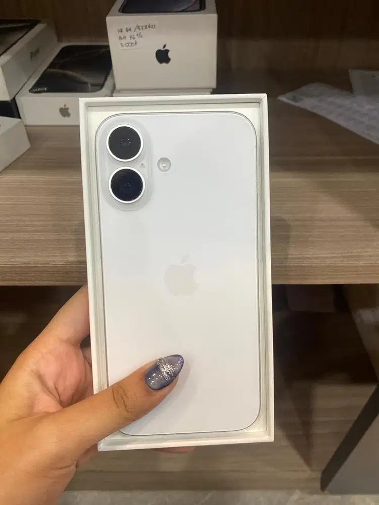 16 128 white ex ibox