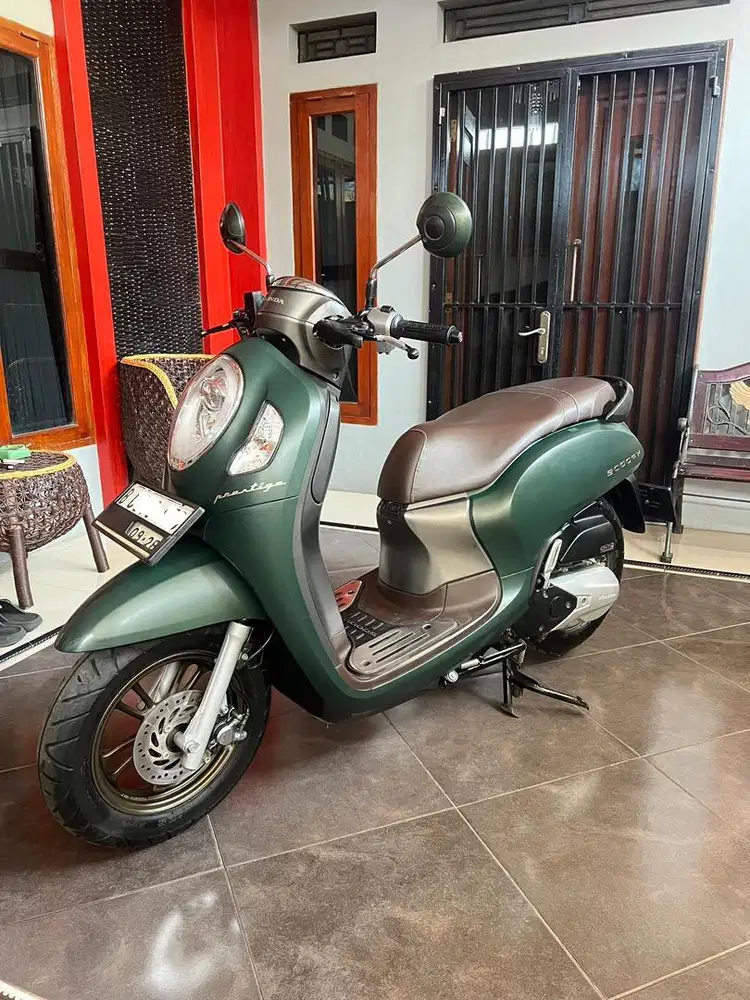 SCOOPY PRESTIGE