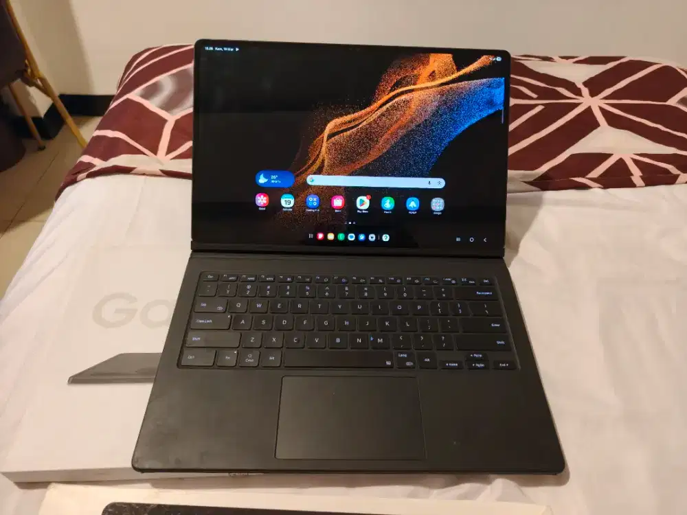 Samsung Galaxy Tab S8 Ultra 5G Celluler Fullset Keyboard