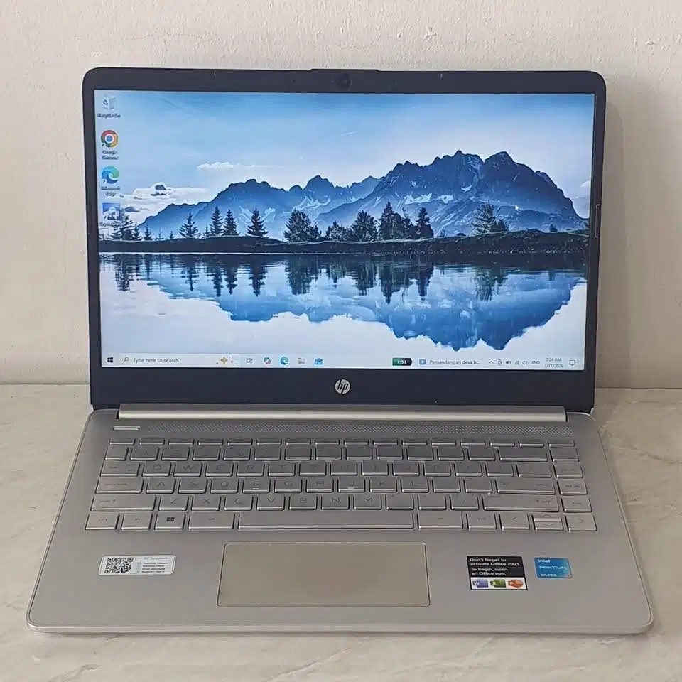 PROMO! HP 14s RAM 4GB SSD 256GB Laptop Murah 2 Jutaan Siap Pakai!