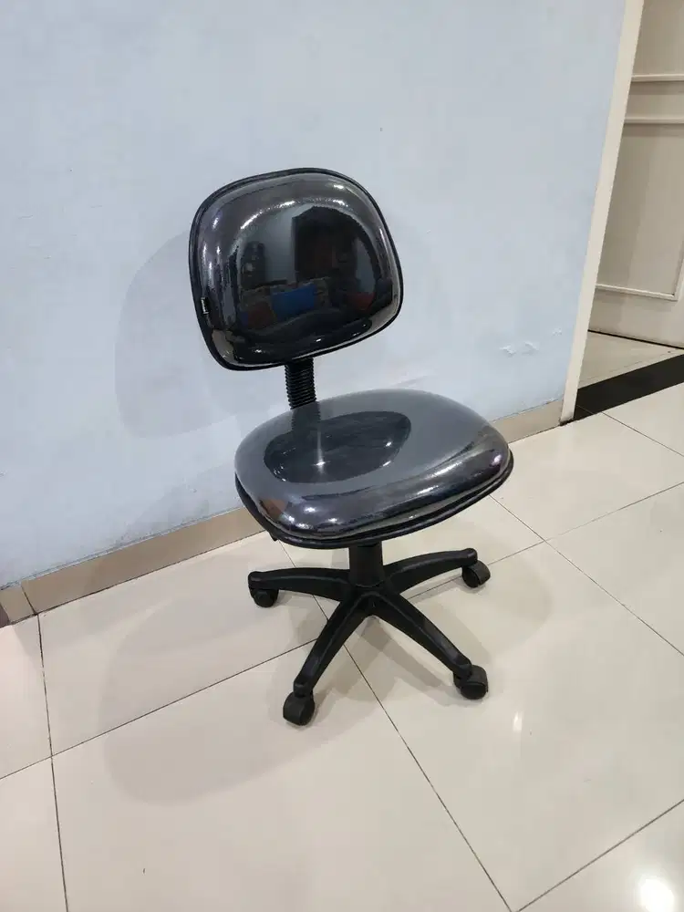 KURSI KANTOR BERGARANSI