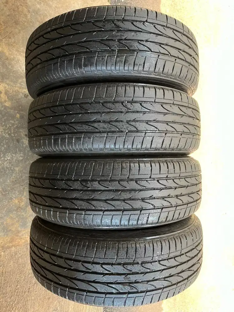 Ban 215/60/17 Bridgestone Alenza-001A 4pc 85%