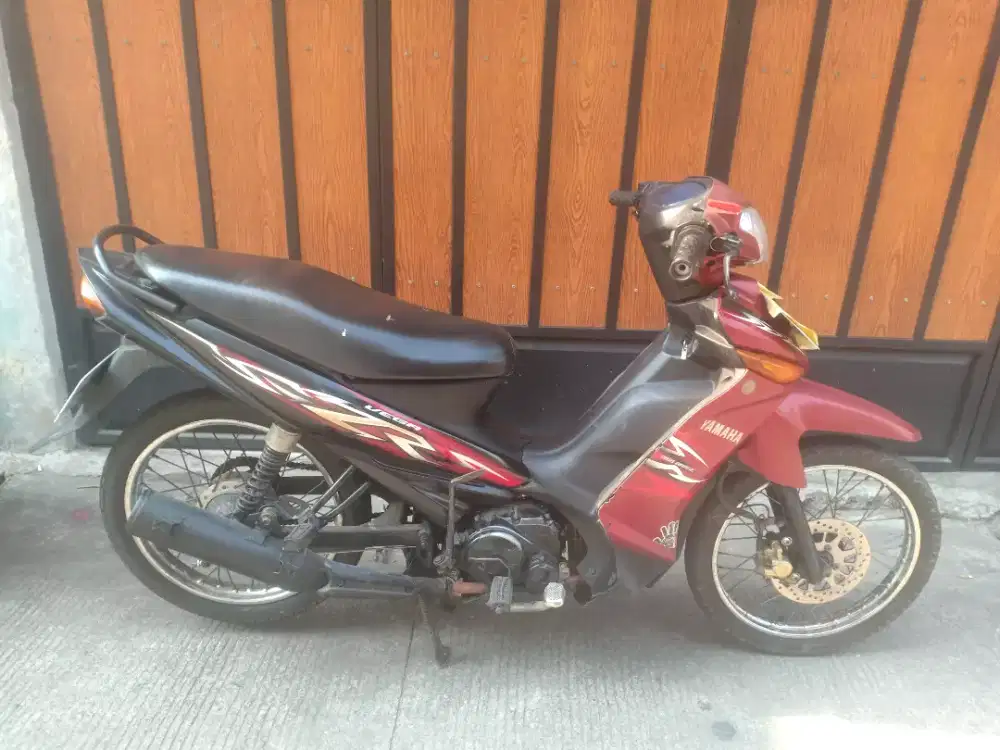 Bismillah dijual Yamaha Vega 2009 kumplit plat b DKI Jakarta Utara