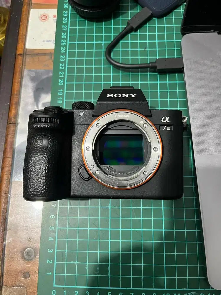 Kamera Sony A7iii Body Only