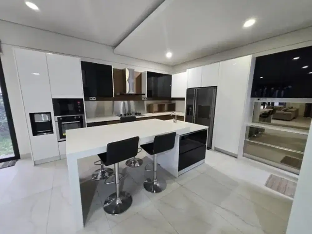 Rumah Furnished Cellini di Komplek Taman Anggrek, Sayap Peta