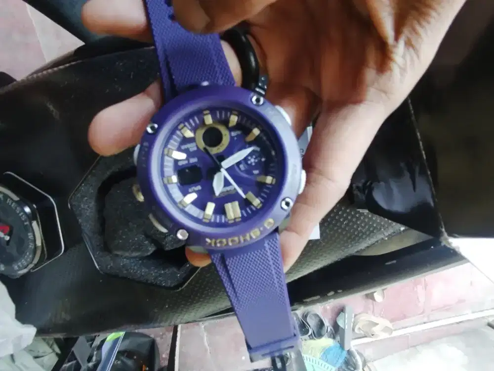 Jam G SHOCK ada kartu garansi