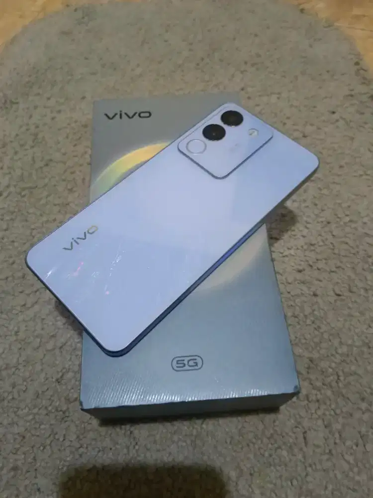 Jual vivo v29e 5g ram8/256 kondisi mulus normal lengkap ori
Bisa tt hp