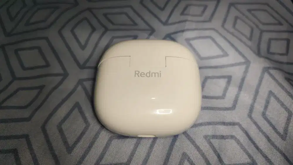 TWS Redmi buds 6 lite anc putih