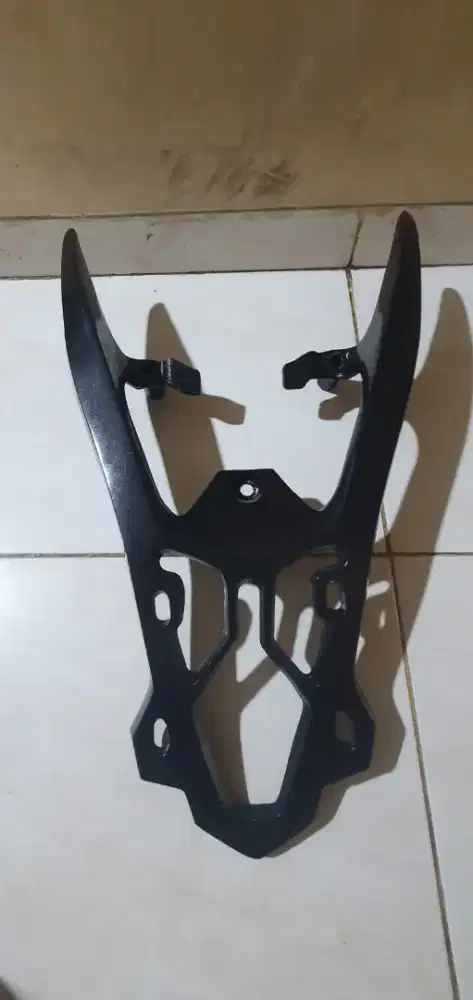 BRACKET BOX MOTOR HONDA VARIO 160 CBS