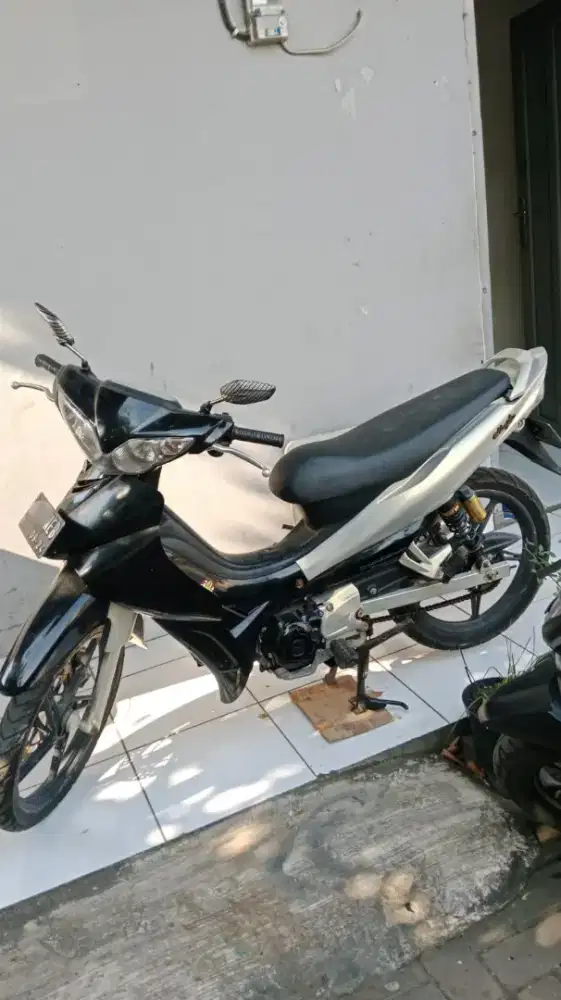 Dijual cepat yamaha jupiter z 2009 apik komplit siap gass
