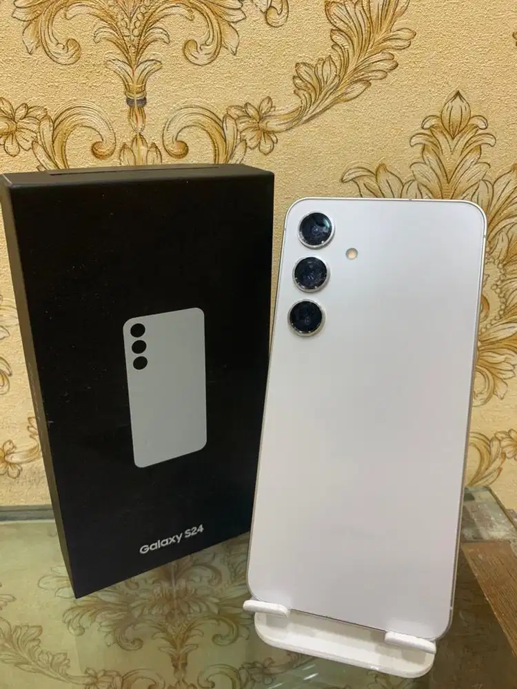 second like new galaxy s24 8/512 resmi sein