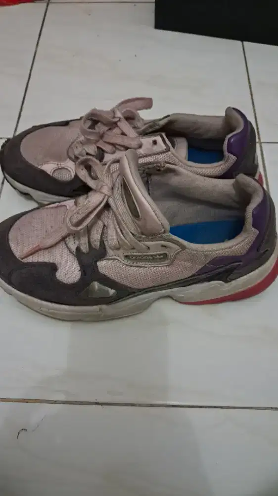 Adidas Falcon Clear Pink 