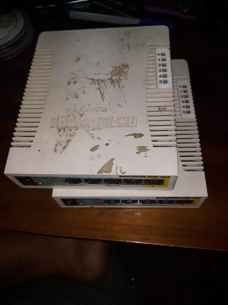 [PAKET 2 UNIT] Router MikroTik RouterBOARD 951Ui-2HnD - Tanpa Adaptor!