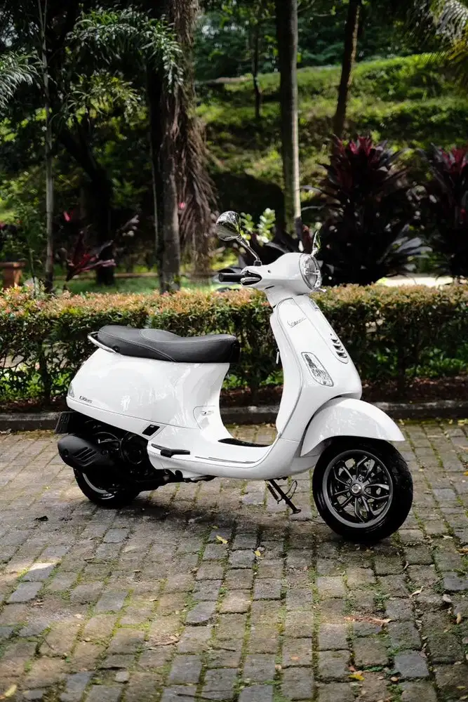 PIAGGIO VESPA LX 125 IGET FACELIFT 2023 MURAH BISA KREDIT