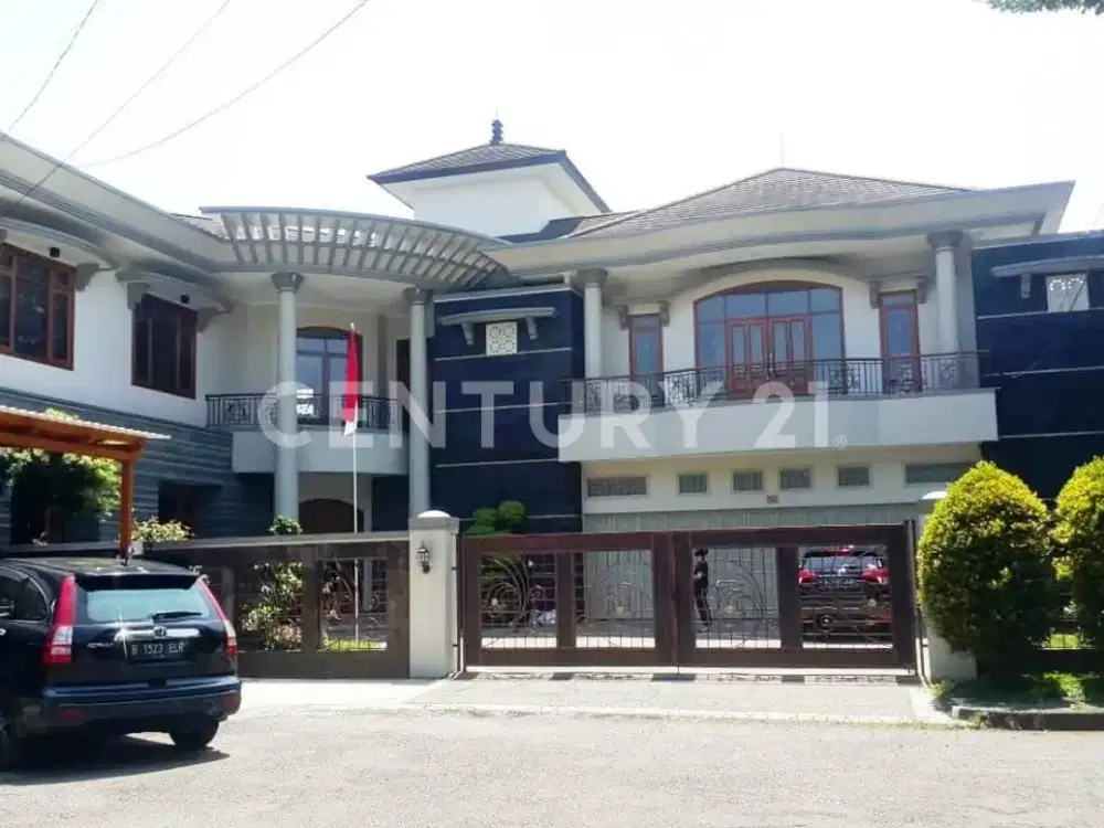 Rumah Super Lux Di Batununggal Elok Lingkungan Nyaman