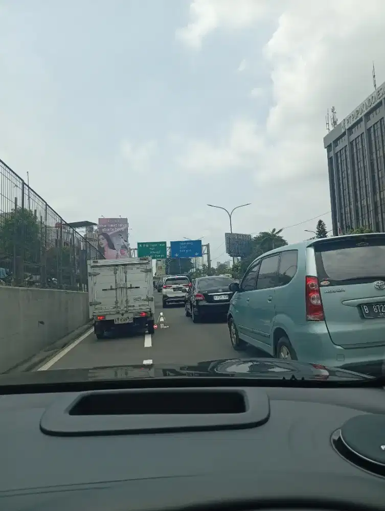 Mencari lowongan driver