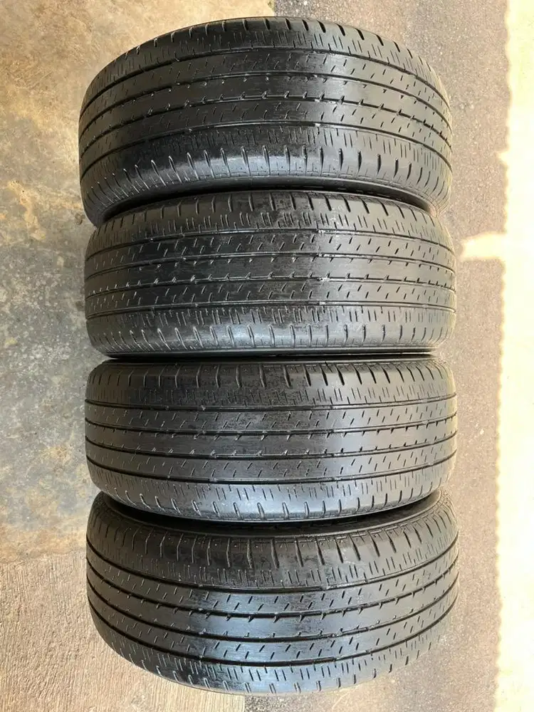 Ban 215/55/17 Bridgestone Turanza ER33 4pc 80%