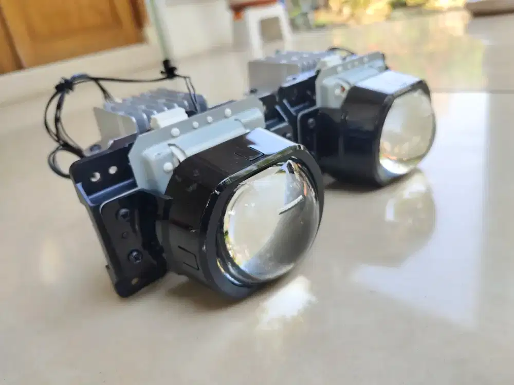 Lampu BiLED Original Wuling Almaz Excludive 2021 – Ori Copotan, 1 Mati